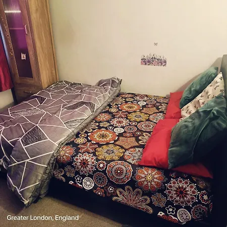 Cosy Private Room In Hornchurch, London With Free Parking Exterior photo
